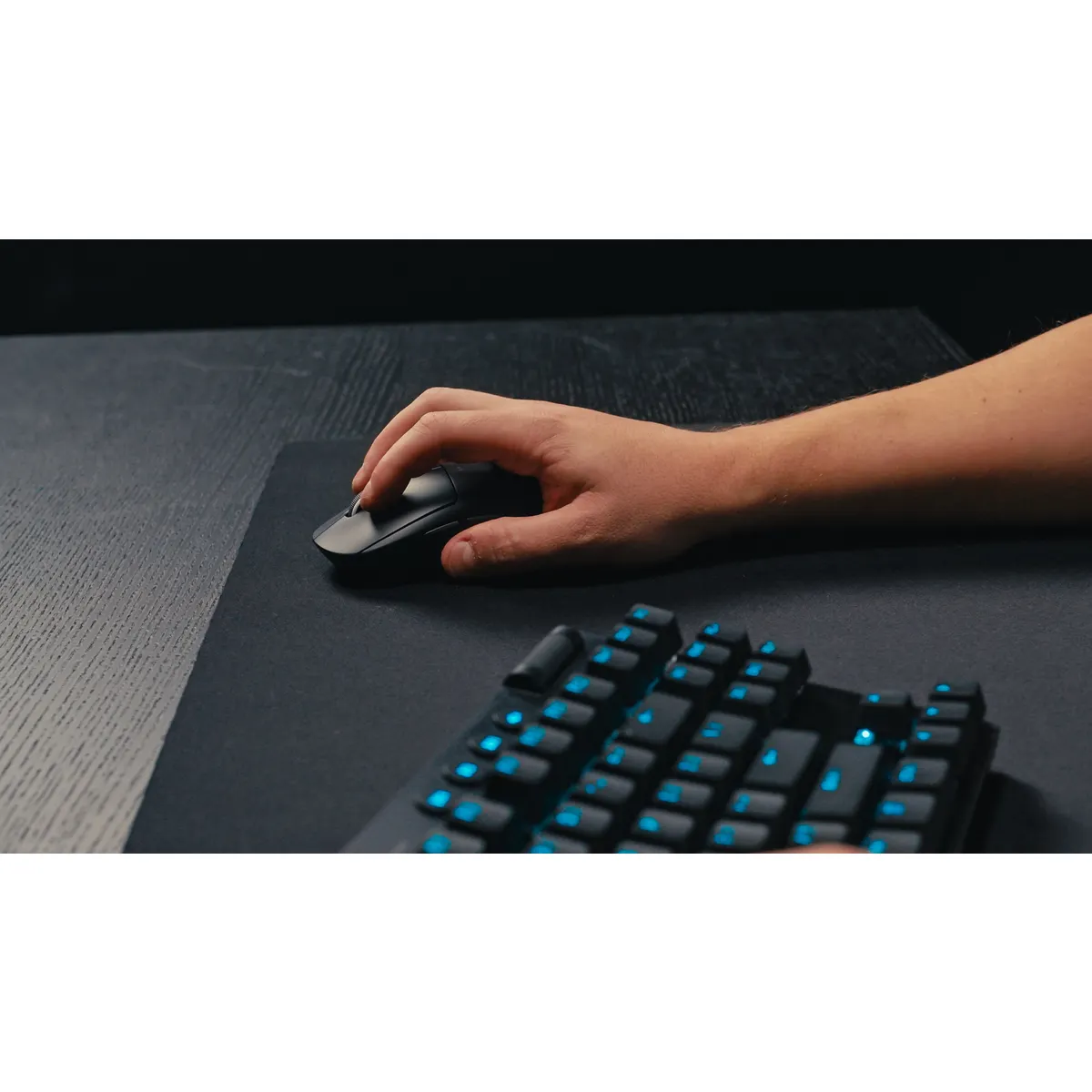 Logitech 910-006630 G PRO X SUPERLIGHT 2 LIGHTSPEED vezeték nélküli fekete #1