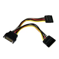 Startech.com PYO2SATA SATA power Y osztó kábel 0,15 m 1x SATA 15-tűs bemenet 2x SATA 15-tűs kimenet fekete RoHS CE