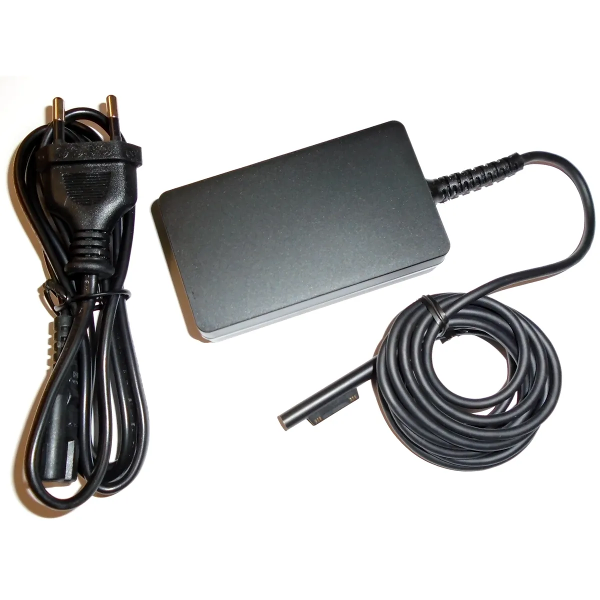 Origin Storage Q5N-00002-BTI 65W univerzális töltő Surface Pro 4-5 EU csatlakozó #1